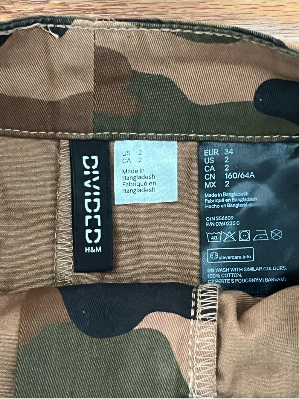 H&M Divided Camouflage Mini Skirt in Brown and Green